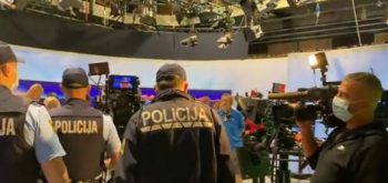 Σλοβενία: Αρνητές του κορονοϊού εισέβαλαν στο κτήριο της δημόσιας τηλεόρασης