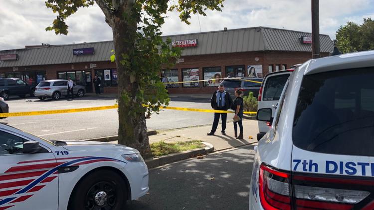 ΗΠΑ: Πέντε τραυματίες από πυροβολισμούς έξω από ένα μίνι μάρκετ στην Ουάσινγκτον