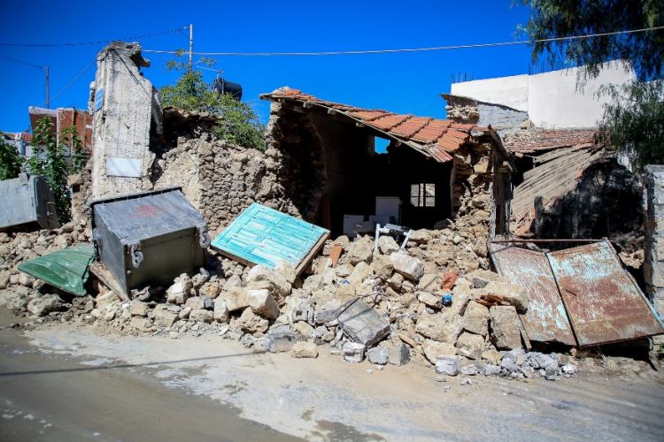 Σεισμός στην Κρήτη: Νέες καταρρεύσεις στο Αρκαλοχώρι από τη νέα δόνηση των 5,4R