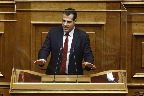Πλεύρης: Έξαρση COVID-19 στις περιοχές με χαμηλά ποσοστά εμβολιασμού