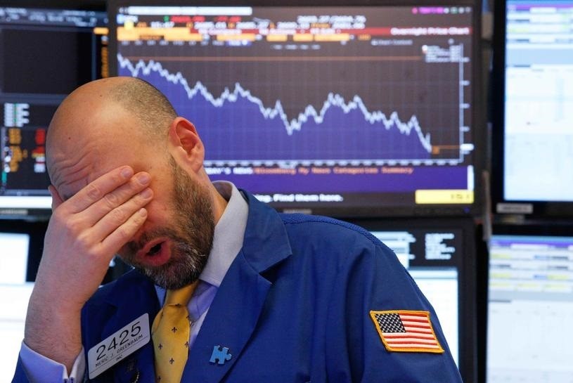 Wall Street: Με βουτιά ολοκλήρωσε τον χειρότερο μήνα από τον Μάρτιο του 2020 - Στο -1,59% έκλεισε ο Dow Jones