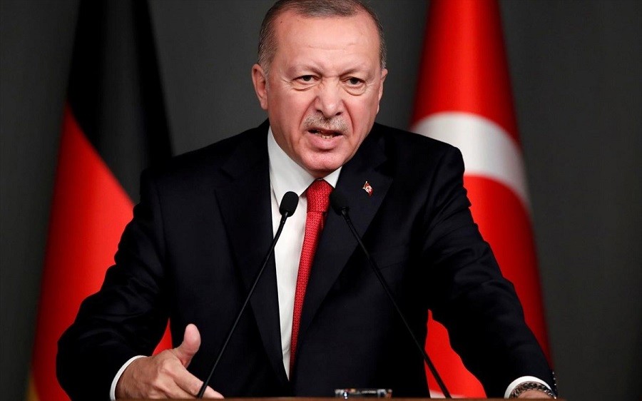 Η τουρκική αντιπολίτευση πιέζει τον Ερντογάν
