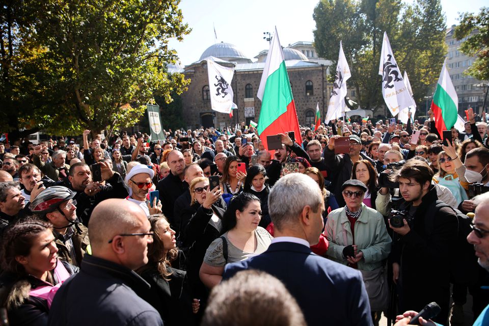 Βουλγαρία: Διαδηλώσεις κατά του Πράσινου Πιστοποιητικού για τους εμβολιασμένους