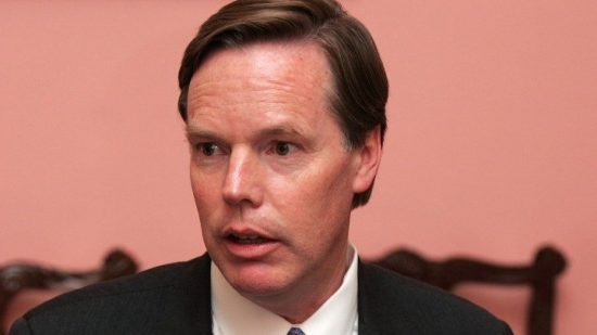 Νίκολας Μπερνς: Το πρώτο σκληρό μήνυμα στην Κίνα από τον υποψήφιο πρέσβη των ΗΠΑ