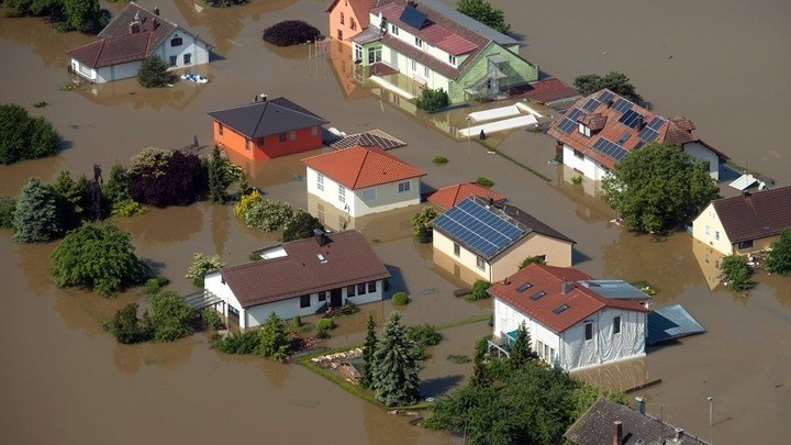 Γερμανία: Σφοδρή κακοκαιρία από τον τυφώνα "Ιγνάτιος"