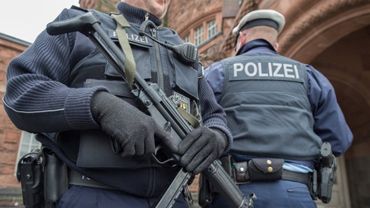 Γερμανία: Έρευνες σε βάρων υπόπτων που φέρονται να σχεδίαζαν τρομοκρατικό χτύπημα