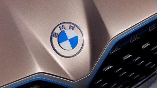 BMW: Σχεδιάζει την προμήθεια ατσαλιού που παράγεται με πράσινη ενέργεια και υδρογόνο