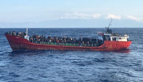 Πλακιωτάκης: Η Τουρκία δεν δέχθηκε την επιστροφή του τουρκικού πλοίου με τους 400 μετανάστες