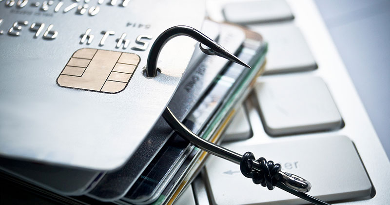 Phishing: Πώς με e-mail και SMS αδειάζουν τραπεζικούς λογαριασμούς