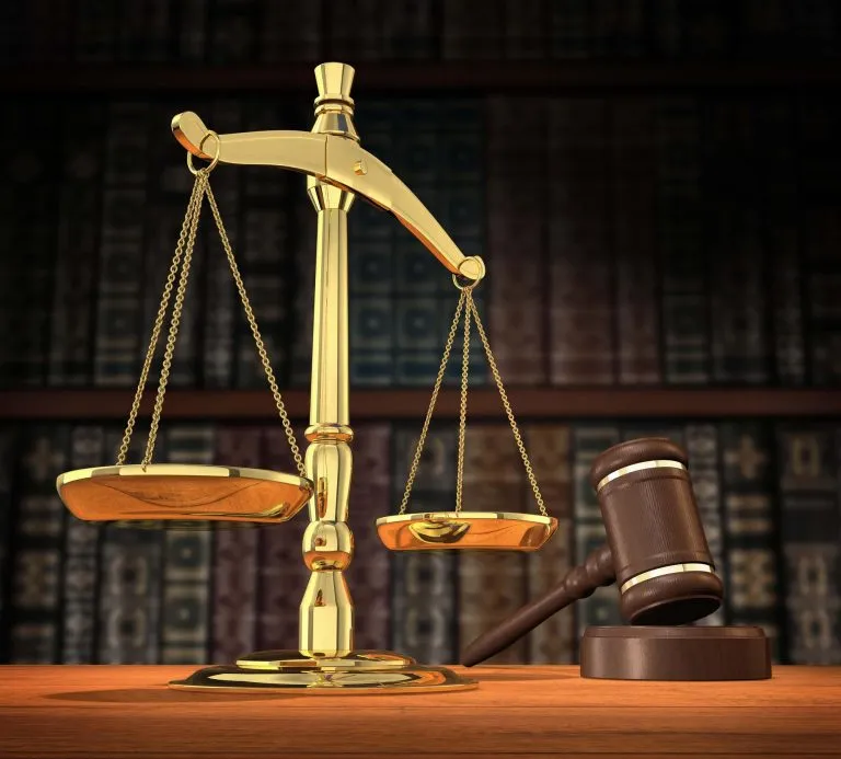 Θέσεις της Ένωσης Δικαστών και Εισαγγελέων στο Σ/Ν για τους Ποινικούς Κώδικες