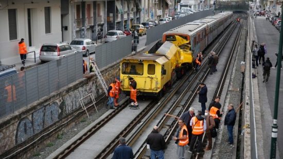 Ένας νεκρός και δύο τραυματίες μετά από σύγκρουση στον ΗΣΑΠ