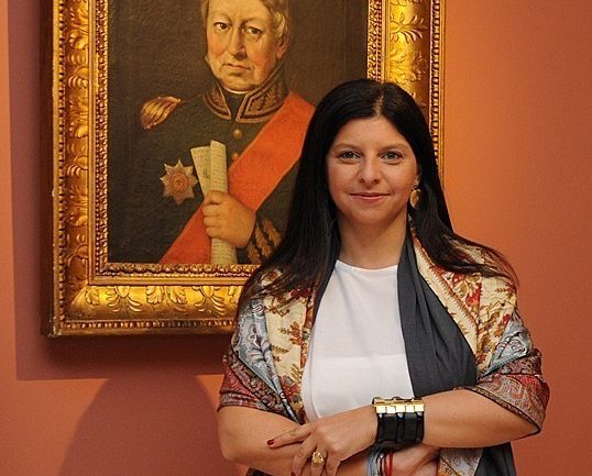 Ντάρια Κοσκόρου: Η απόγονος Καποδίστρια στη Γενεύη για τιμητική έκθεση