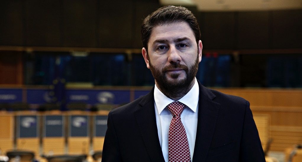 Ανδρουλάκης: Οι παλινωδίες της κυβέρνησης βάζουν την κοινωνία σε μεγάλο κίνδυνο