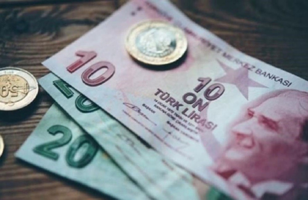 Τουρκικές λίρες σε χαρτονομίσματα και κέρματα