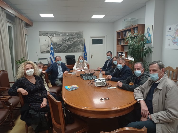 Επίσκεψη του Αλέξη Χαρίτση και βουλευτών του ΣΥΡΙΖΑ στον Οργανισμό Λιμένος Βόλου - ΟΛΒ