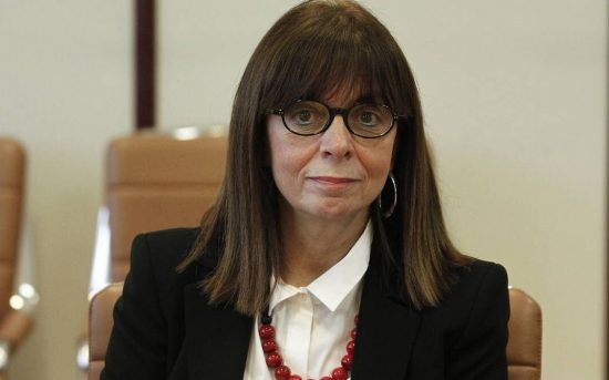 Αναβάλλεται η επίσκεψη της Κατερίνας Σακελλαροπούλου στη Βιέννη