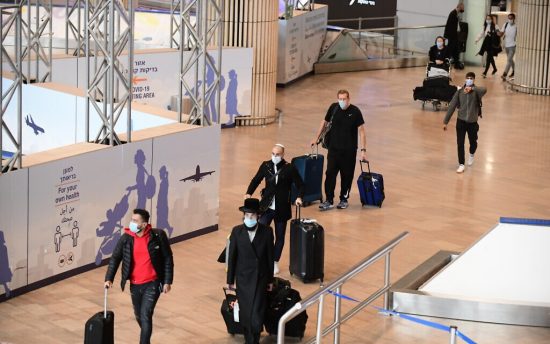 Ισραήλ: Η Όμικρον μπορεί να οδηγήσει τη χώρα στη συλλογική ανοσία