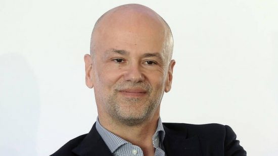 Ρέτσος: Στα 10,2 δισ. ευρώ τα έσοδα από τον τουρισμό φέτος – Οι προβλέψεις για το 2022