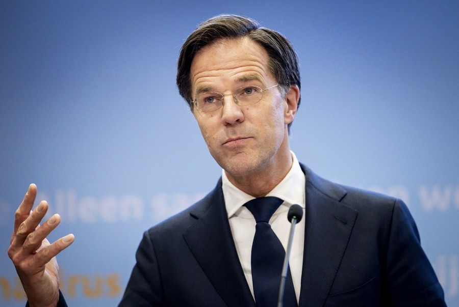 Γυναίκες θα αναλάβουν τα μισά υπουργεία της νέας ολλανδικής κυβέρνησης