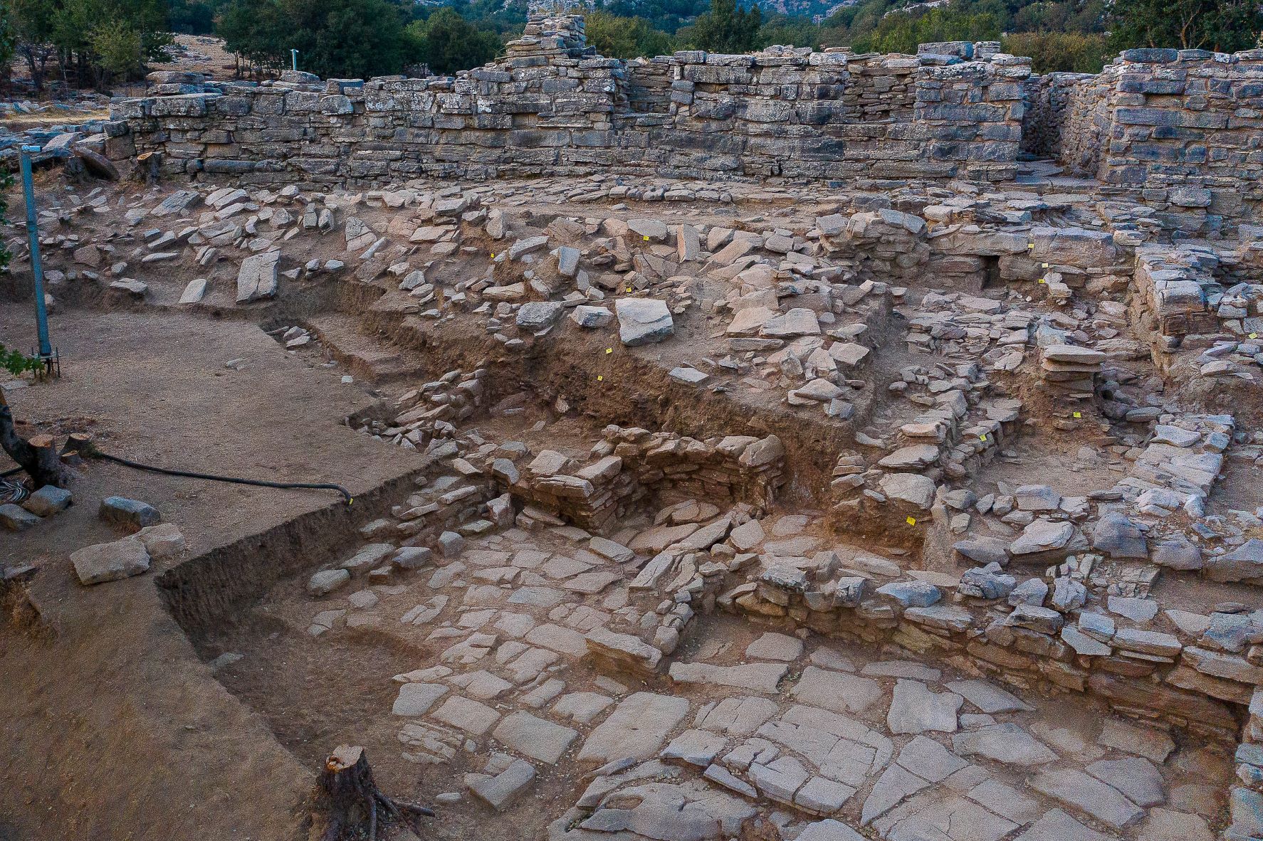 Έφη Σαπουνά - Σακελλαράκη: Η αυλή των τελετουργιών στο ανάκτορο της Ζωμίνθου