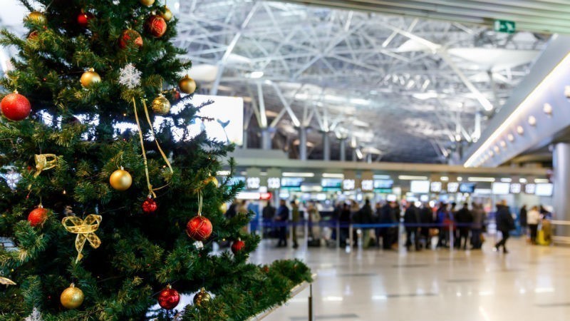 Παραλλαγή Όμικρον: Χιλιάδες πτήσεις ακυρώθηκαν σε όλο τον κόσμο το σαββατοκύριακο των Χριστουγέννων