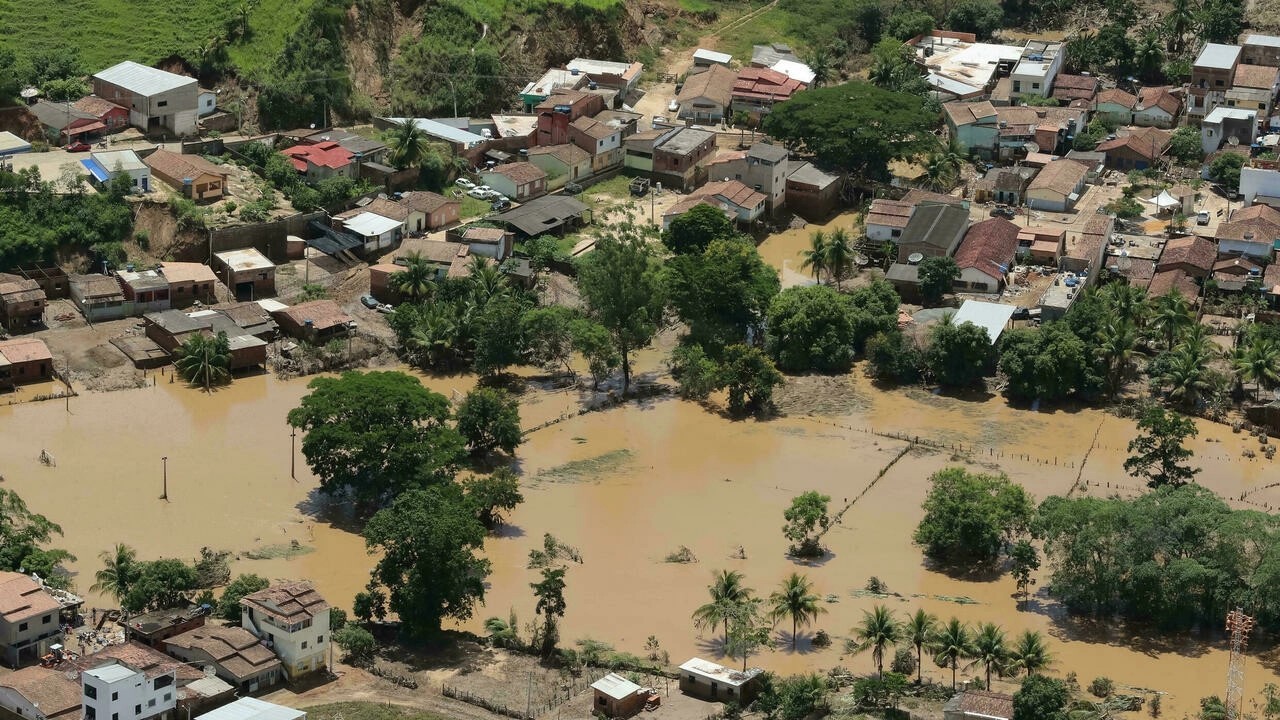Βραζιλία: Πλημμύρες στην Μπαΐα έχουν εκτοπίσει πάνω από 11.000 ανθρώπους