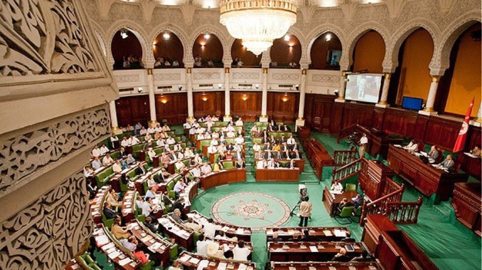 Λιβύη: Διακόπηκαν οι εργασίες του κοινοβουλίου, χωρίς να γίνει ψηφοφορία επί των προτάσεων για την έξοδο από την κρίση