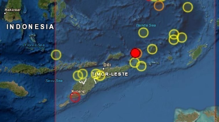 Ινδονησία: Ισχυρός σεισμός 7,4 Ρίχτερ