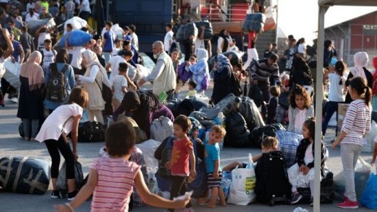Στους 3.474 οι μετανάστες σε 16 δομές διαχείρισης των Ενόπλων Δυνάμεων