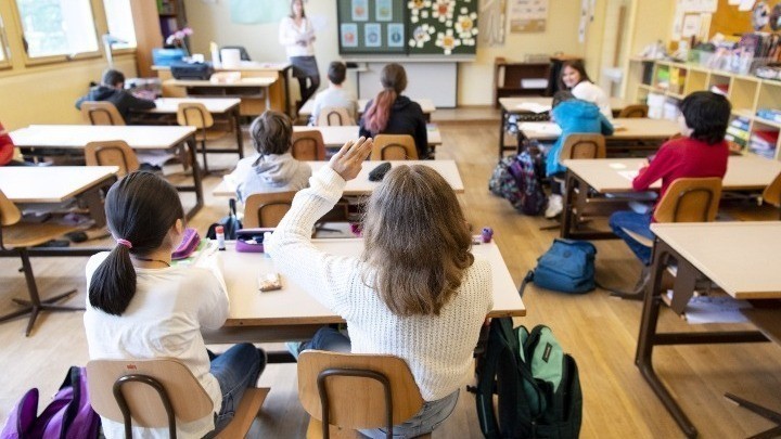 Ολλανδία: Τα σχολεία θα επαναλειτουργήσουν στις 10 Ιανουαρίου παρά τα αυξημένα κρούσματα