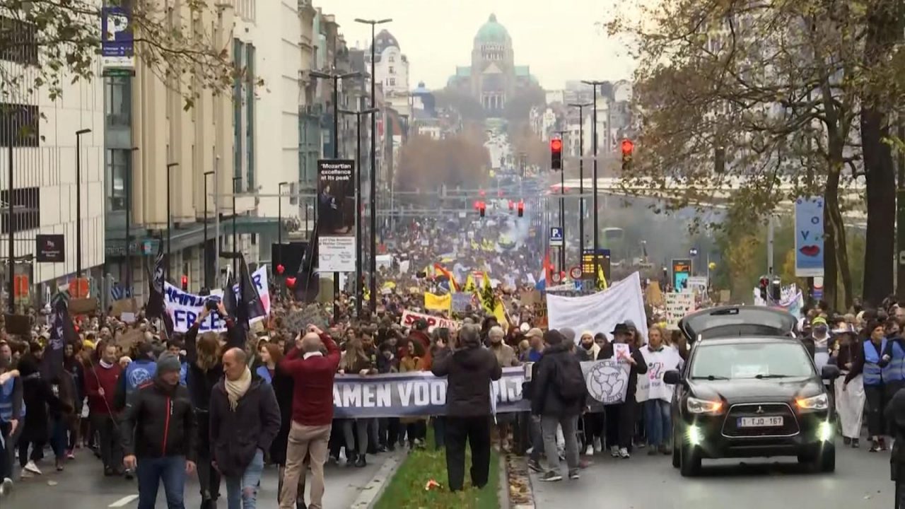 Βρυξέλλες: Νέα διαδήλωση κατά των υγειονομικών μέτρων