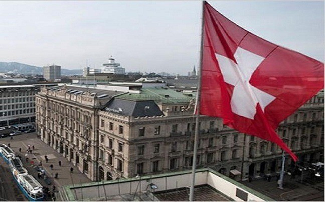 Ελβετία: Μειώνει σε πέντε ημέρες τον χρόνο της υποχρεωτικής καραντίνας για όσους μολύνονται με κορονοϊό