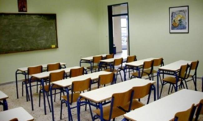 Υπουργείο Παιδείας: Τηλεκπαίδευση Πέμπτη και Παρασκευή στα κλειστά σχολεία λόγω κακοκαιρίας
