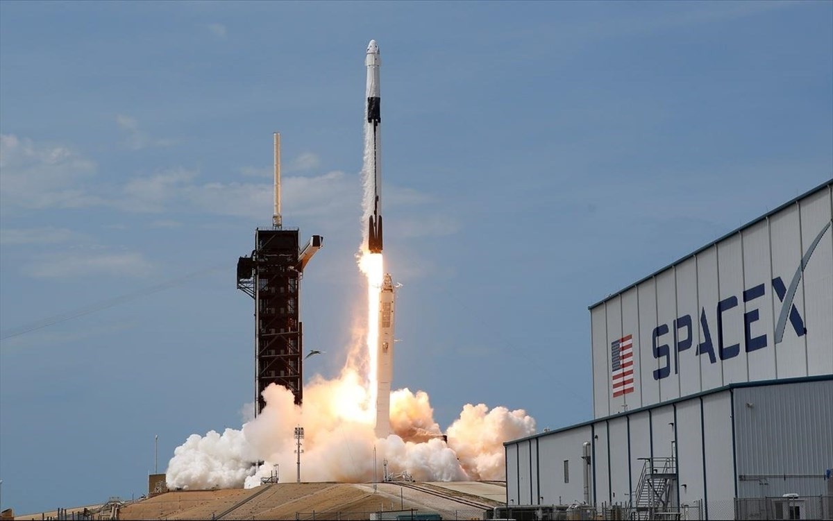 Διάστημα: Ένα τμήμα πυραύλου της Space X βρίσκεται σε τροχιά σύγκρουσης με την Σελήνη