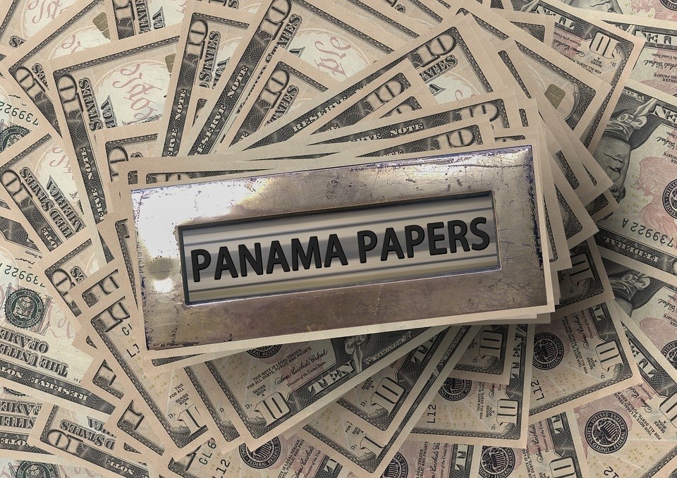 Panama Papers: Τουλάχιστον 30 πρόσωπα παραπέμπονται στην δικαιοσύνη του Παναμά