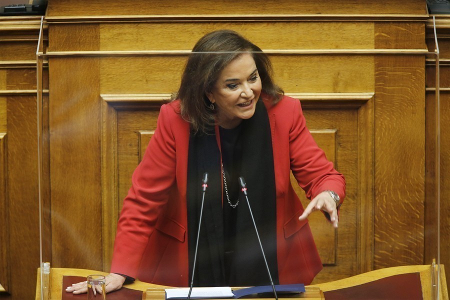 Ντόρα Μπακογιάννη σε ΣΥΡΙΖΑ: Το 2022 δεν είναι 2015 - Μην ξύνεστε στην γκλίτσα του τσοπάνη ζητώντας εκλογές