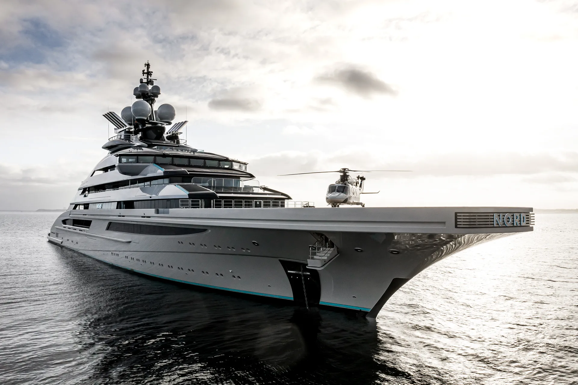 mega yacht