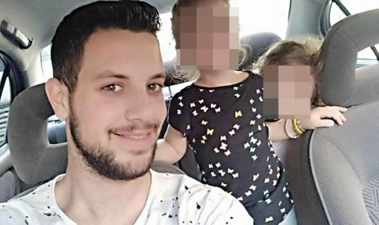 Πάτρα: Προκαλεί συγκίνηση η μητέρα που έχασε και τις τρεις κόρες της- «Αντέχω, μέχρι να την αποχαιρετήσω…»