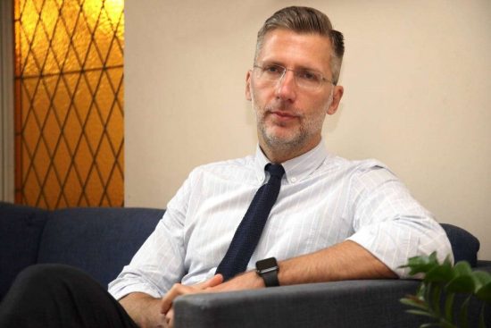 Ο Σκέρτσος συντηρεί την επίθεση στο ΚΙΝΑΛ – Ειρωνική απάντηση Κωνσταντινόπουλου