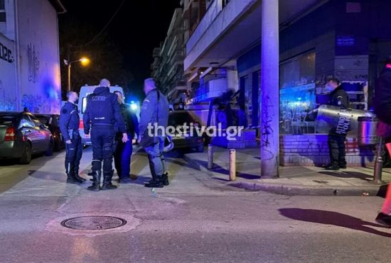 Θεσσαλονίκη: Δύο προσαγωγές από τις εφόδους στους συνδέσμους οπαδών