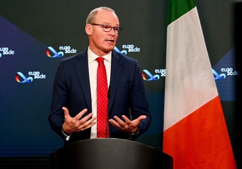 O Ιρλανδός υπουργός Εξωτερικών Σάιμον Κόβενυ