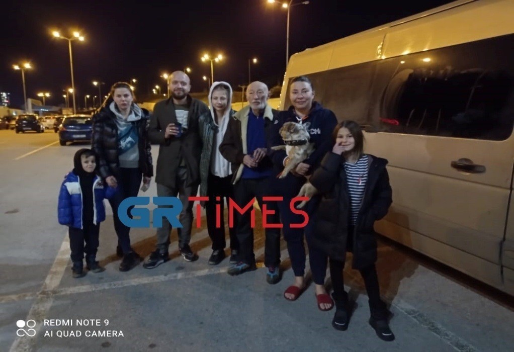 Οι πρώτοι πρόσφυγες της Ουκρανίας που έφτασαν στην Θεσσαλονίκη