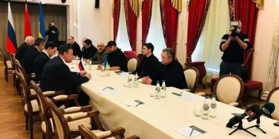 Πόλεμος στην Ουκρανία: Παύση στις διαπραγματεύσεις, θα συνεχιστούν την Τρίτη