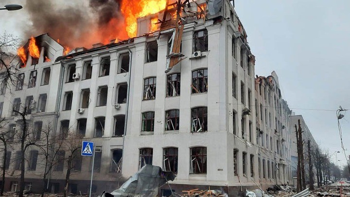 Ουκρανία: Ο στρατός της Ρωσίας κατέλαβε τη Χερσώνα - Εκρήξεις στο Κίεβο