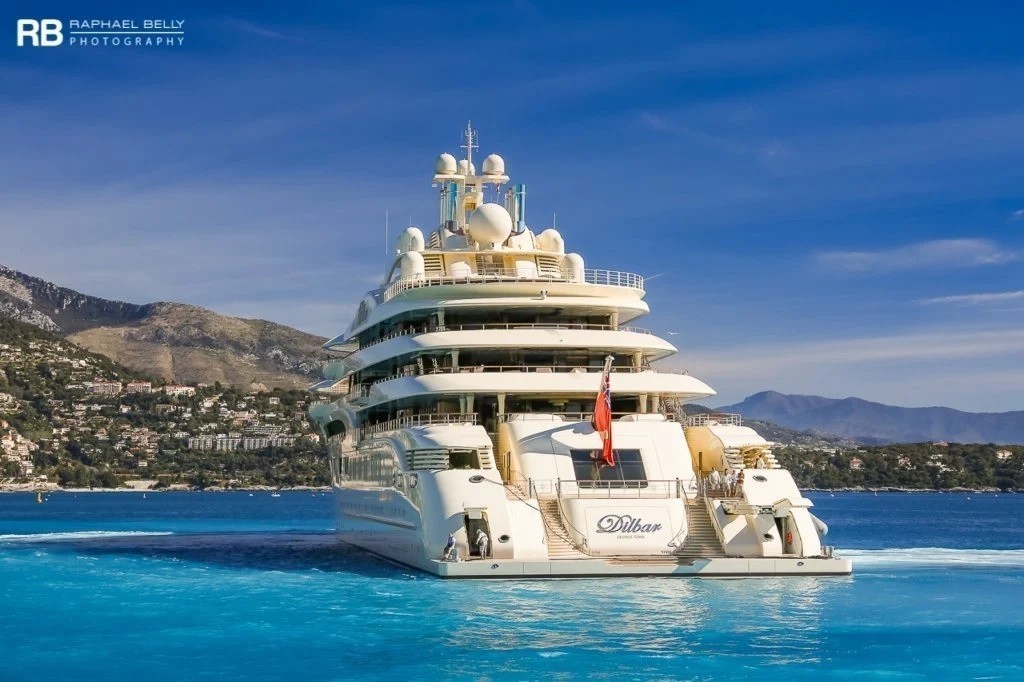 Το mega yacht 600 εκατομμυρίων δολαρίων του Ρώσου δισεκατομμυριούχου Άλισερ Ουσμάνοφ