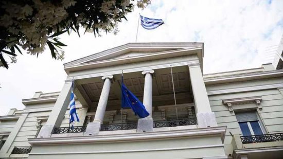 Απελαύνονται 12 Ρώσοι διπλωμάτες από την Ελλάδα – Τι απαντάει η ρωσική πρεσβεία