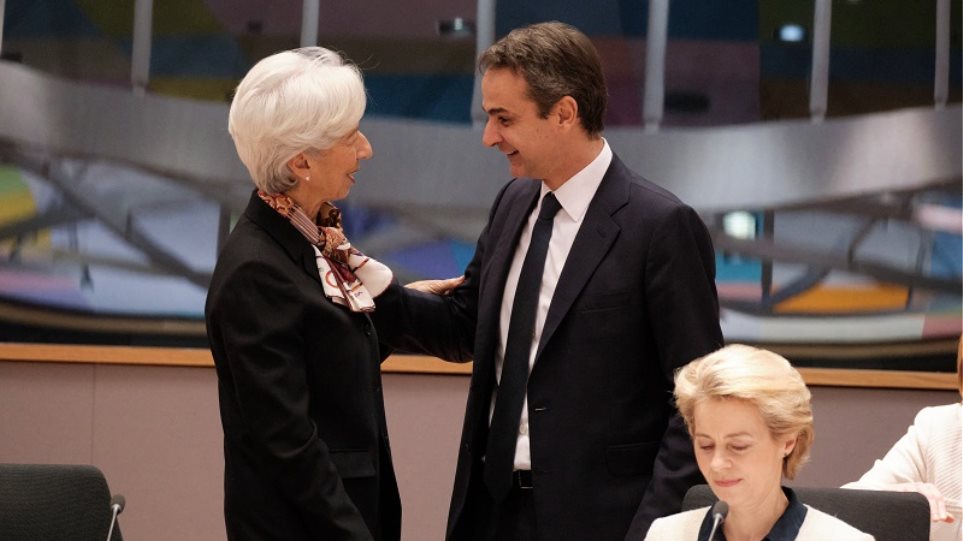 Η Κριστίν Λαγκάρντ με τον Κυριάκο Μητσοτάκη 