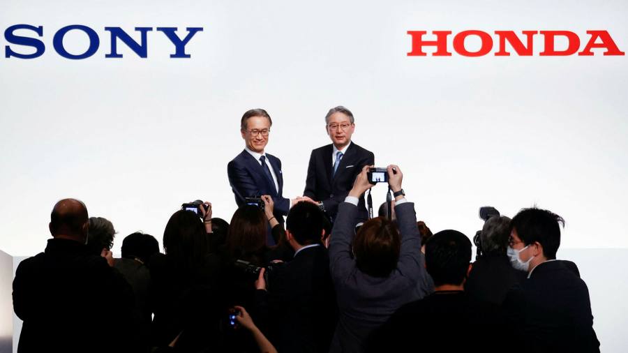 Kenichiro Yoshida (Sony) - Toshihiro Mibe (Honda)