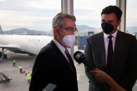 Κικίλιας: Η πρώτη απευθείας πτήση από ΗΠΑ για το 2022-Ψήφος εμπιστοσύνης στον τουρισμό