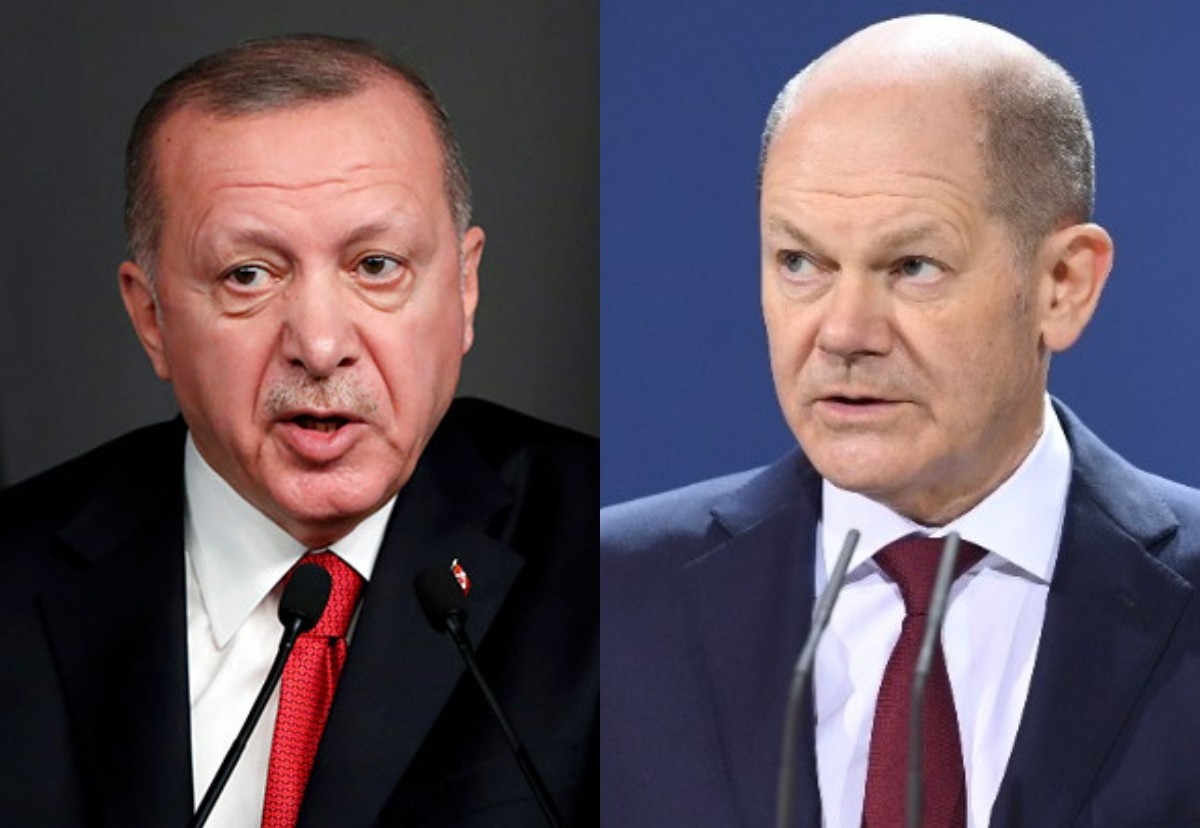 Ο τούρκος πρόεδρος Ρετζέπ Ταγίπ Ερντογάν και ο Γερμανός καγκελάριος Όλαφ Σολτς